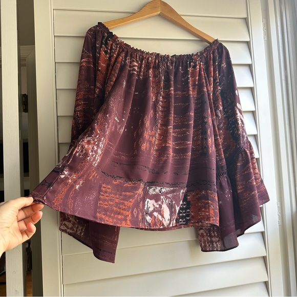 Asher by fab’rik Flowy Top - Picture 5 of 5